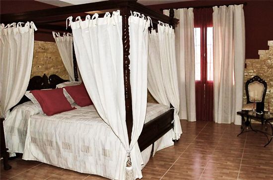 Foto de la habitacion presidencial con jacuzzi privado del Hotel Los Conejos