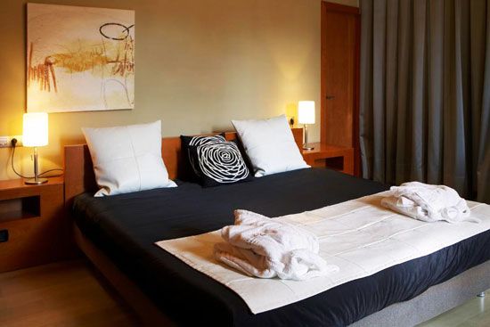 fotografia de la habitacion suite de Hotel Sant Roc en Lleida